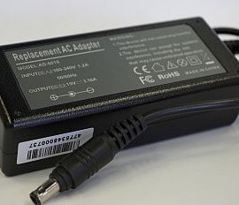 Laptop Power Adapter SAMSUNG 60W: 19V, 3.16A