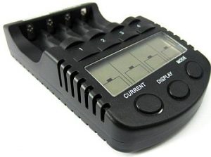 Charger AA/AAA C3 with LCD | DV00DV2805