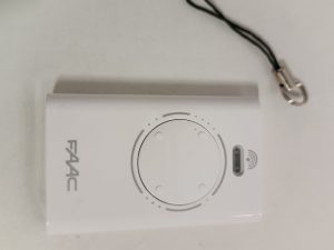 Ecost Customer Return Faac XT4 Remote Control 433MHz SLH LR