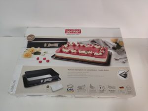 Ecost customer return Zenker Deluxe 7022 Springform Traybake Tray 42 x 29 cm Ecost customer return Zenker Deluxe 7022 Springform Traybake Tray 42 x 29 cm
