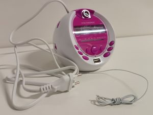 Ecost Customer Return Metronic Miss Angel MP3 Radio / Radio Alarm Clock USB