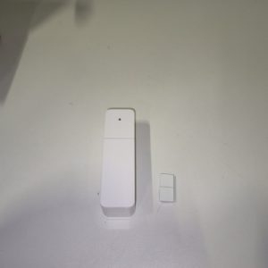Ecost customer return Bosch Smart Home Door/Window Contact II, Smart Sensor for Energy Efficient Hea Ecost customer return Bosch Smart Home Door/Window Contact II, Smart Sensor for Energy Efficient Hea
