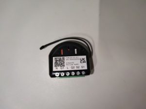 Ecost customer return FIBARO Roller Shutter 3 / ZWave Plus Smart Home Roller Shutter Switch FGR223 Ecost customer return FIBARO Roller Shutter 3 / ZWave Plus Smart Home Roller Shutter Switch FGR223