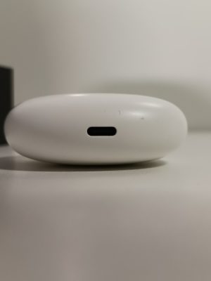 Ecost Customer Return OPPO Enco Air2 Wireless Headphones, Playback Time with Charging Case: Up to
