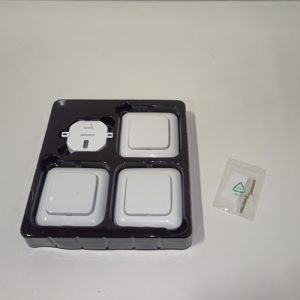 Ecost customer return Smartwares SH499567 Bedroom Light Switch Set  Plug & Connect  1 Builtin Switch