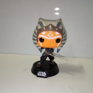 Ecost Customer Return Funko 54527 POP Star Wars: Mandalorian - Ahsoka w/ Sabers, 9 cm