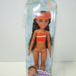 Ecost Customer Return Disney Princess HPG68: Vaiana posable fashion doll with glittering clothes