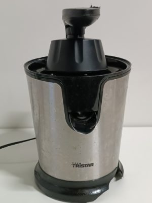 Ecost Customer Return Tristar CP-3002 Citrus Juicer, 85 Watt, 2 Cones, Pulp Filter, Black/Stainle
